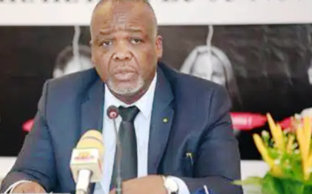 Pacôme Adjourouvi, nouveau ministre togolais des droits de l'homme (décret présidentiel)
