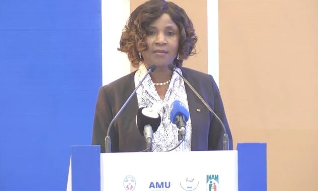Mme Ingrid Awadé, lors de son intervention..